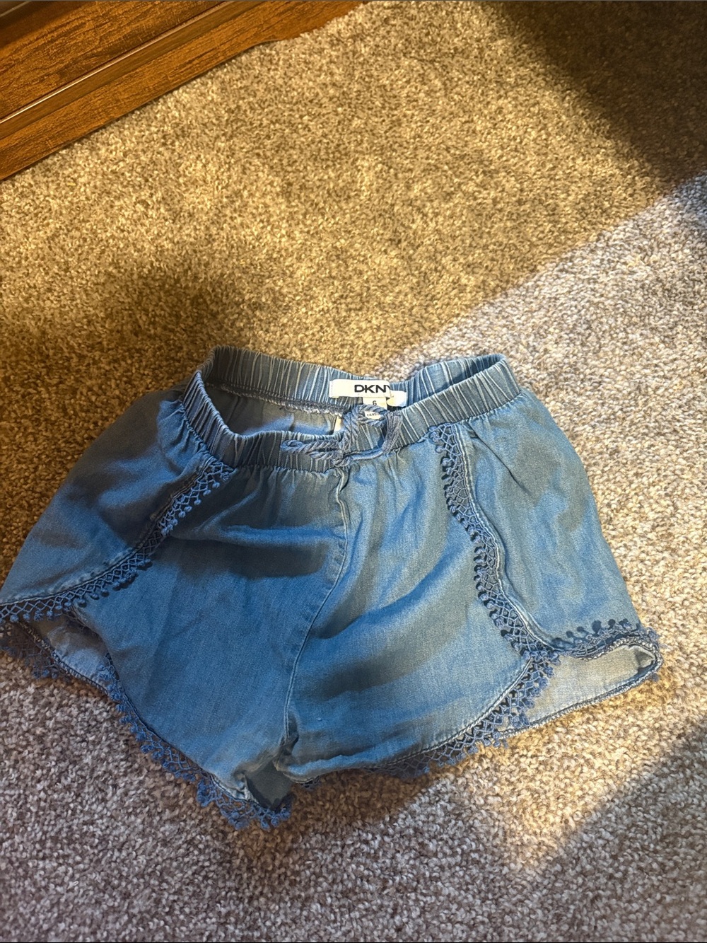 DKNY Blue Denim Crochet-Trim Pull-On Shorts